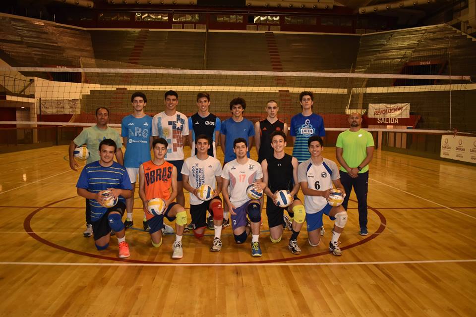 El seleccionado masculino se prepara para Los Juegos Binacionales