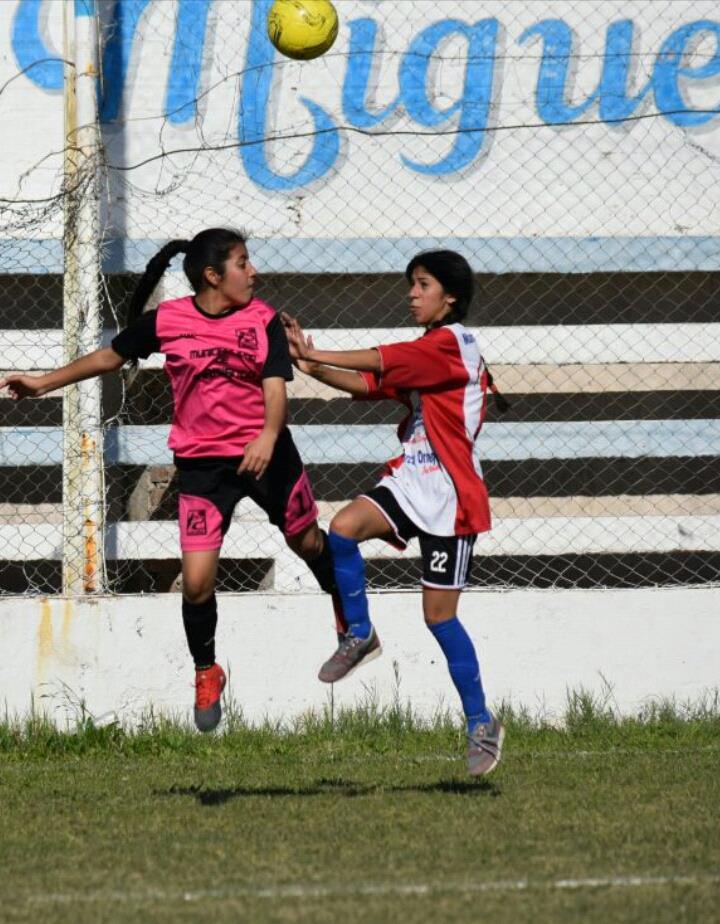 Duelo por la punta en Zona Azteca y Tango