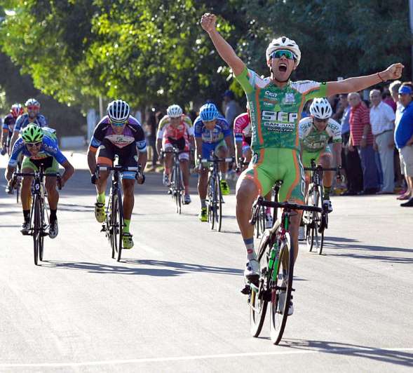 El SEP sigue arrasando en la Vuelta a Mendoza