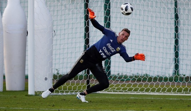 Armani titular?