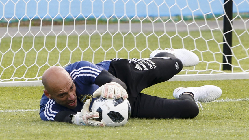 Caballero: «Hasta que el técnico no lo diga no sabemos quién juega»
