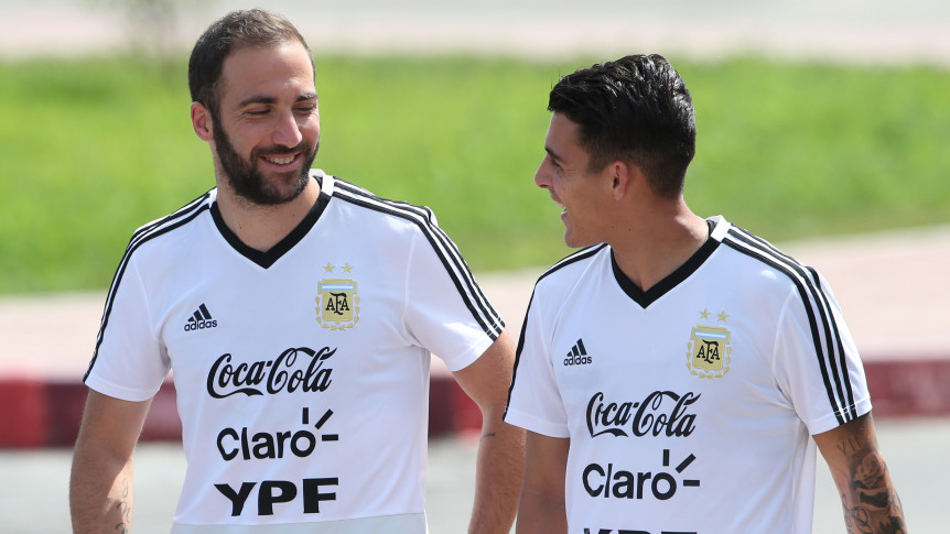 Pavón por Higuain?