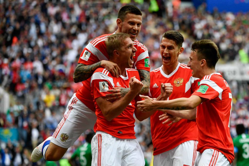 Goles de anfitrión