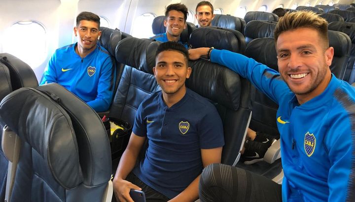 Sin Tevez y con Emma Mas entre los titulares Boca viajó a Colombia para acercarse a los octavos