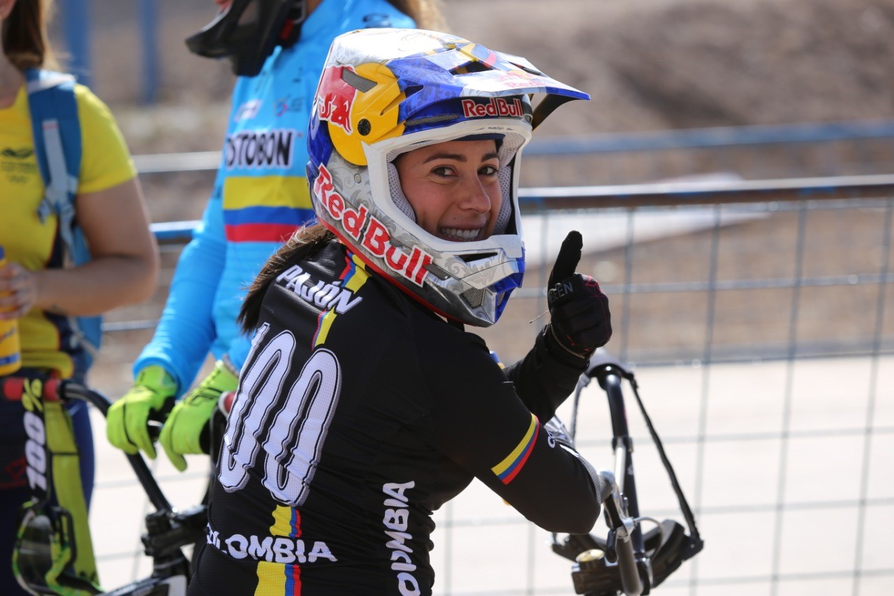 La multicampeona de BMX Mariana Pajón se entrenó en San Juan