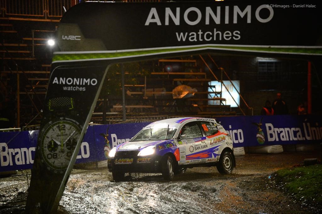 Sebastián Landa y Santiago Gambetta iniciaron la actividad de rally mundial en Carlos Paz