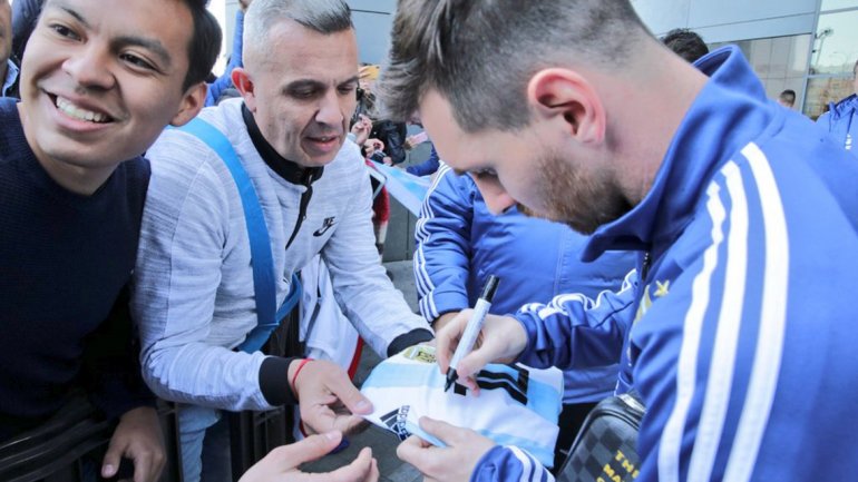 Messi pasó por Rosario y se suma a la Selección Argentina