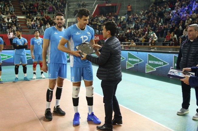 Con Lima y Pereyra, Argentina comienza el cuarto weekend