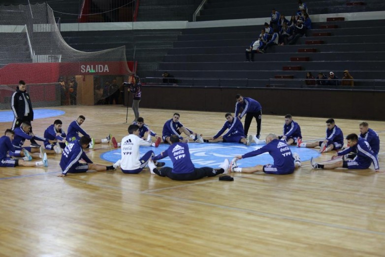 El mejor futsal se vive en el Cantoni con Argentina vs Francia