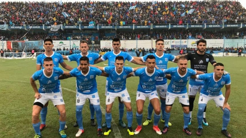 Estudiantes de Río Cuarto ascendió al Nacional B y jugará con San Martín