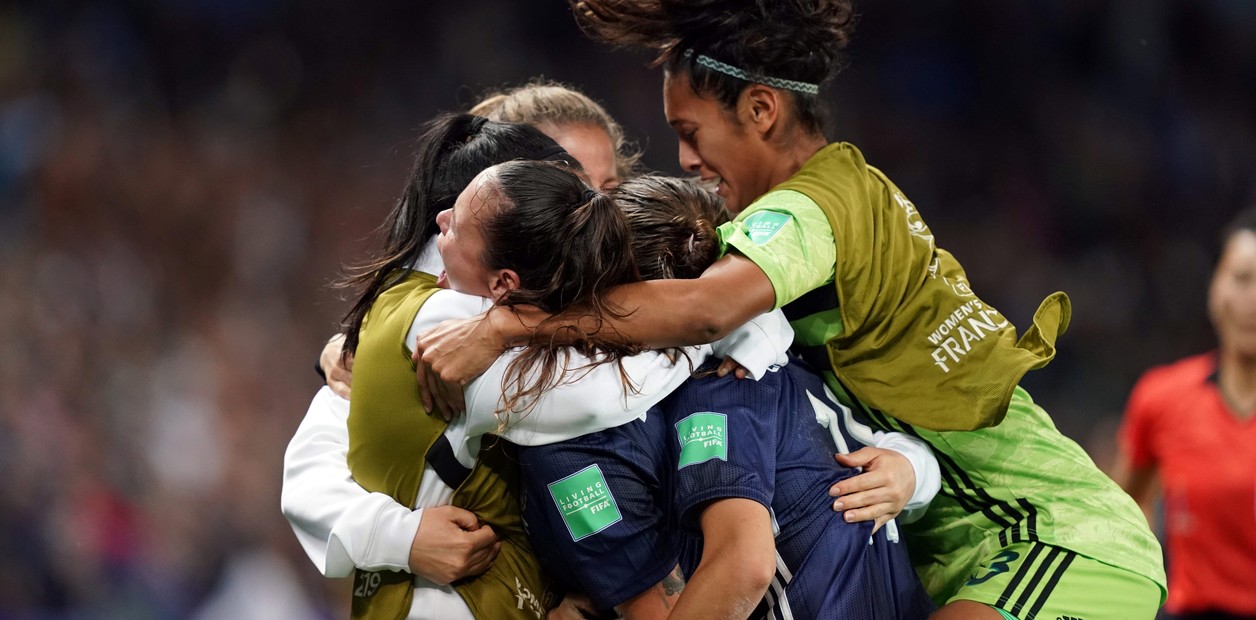 Argentina consiguió un empate con sabor a hazaña y sueña con clasificarse