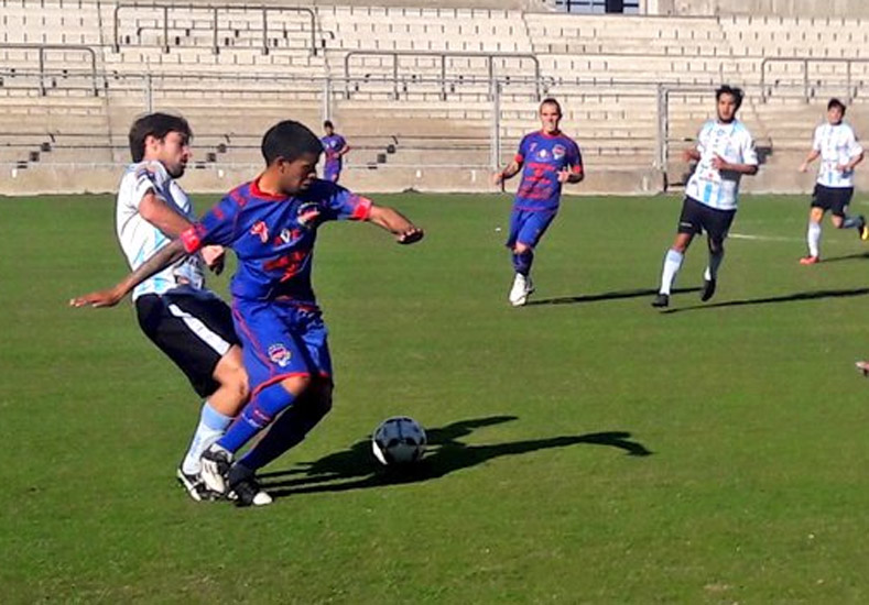 Fútbol Local: las semifinales se juegan el fin de semana en el Bicentenario