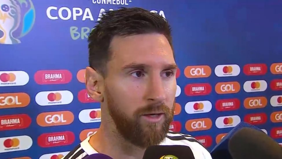 Messi estalló y se quejó del árbitro, el VAR y recriminó a la Conmebol