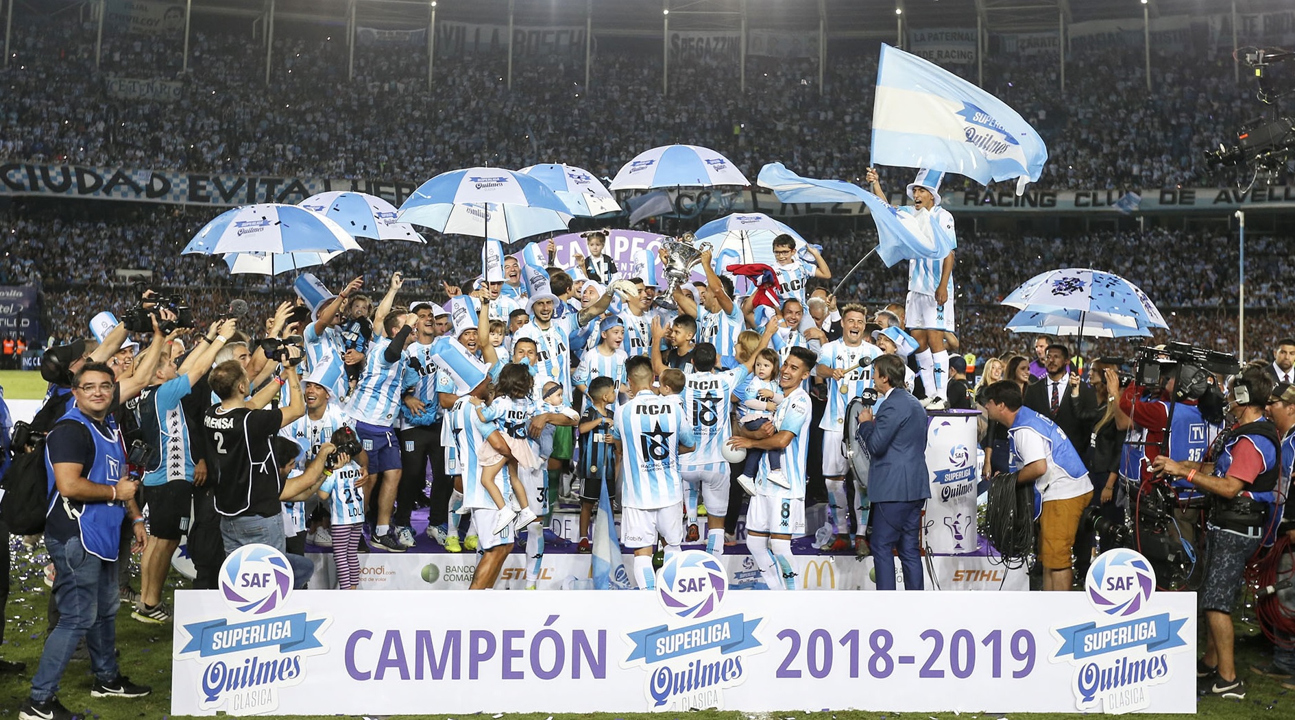 Hoy vuelve la Superliga de fútbol: horarios y TV de la primera fecha