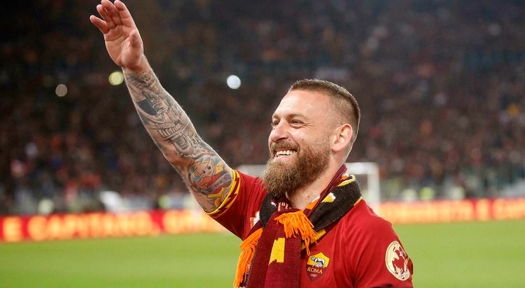 Angelici confirmó que «está todo acordado» para que De Rossi llegue a Boca