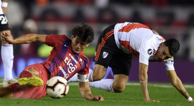 River visita a Cerro Porteño en busca de sellar la clasificación a las semis
