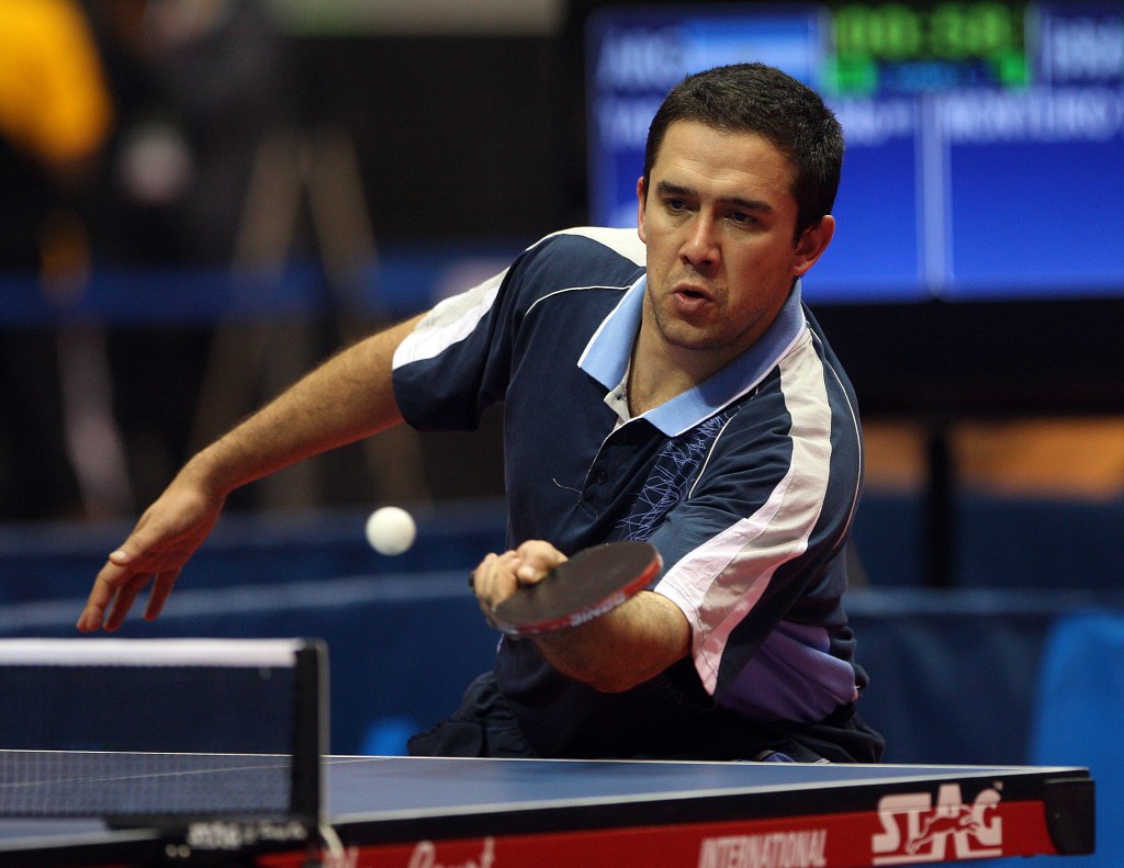Pablo Tabachnik ganó la medalla de plata en el tenis de mesa por equipos