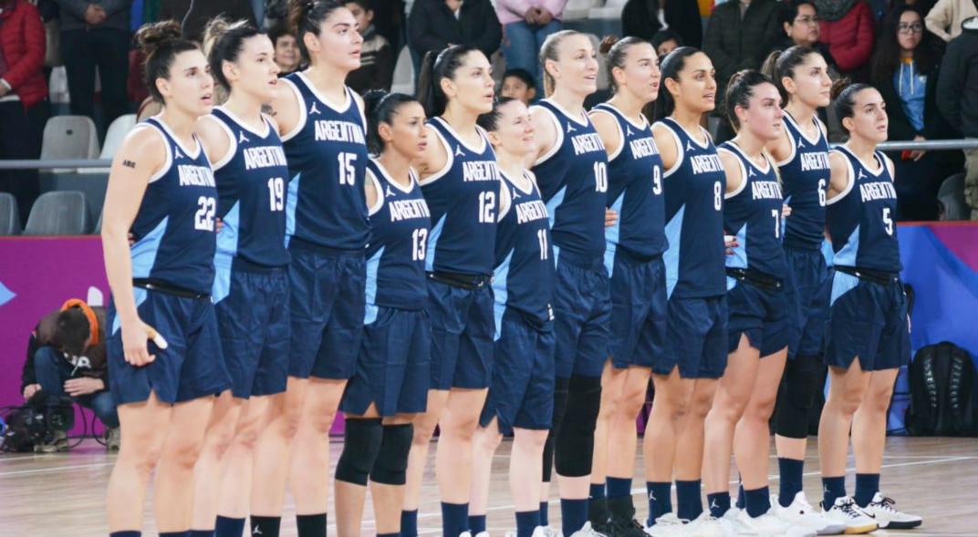 La Selección femenina de básquet quedó fuera de los Panamericanos por un error con las camisetas