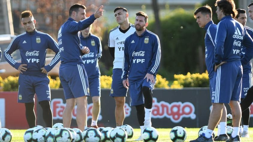 Las dudas de Scaloni a horas del clásico ante Brasil