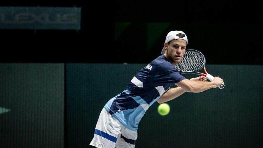 El Peque metió segunda y serie para Argentina