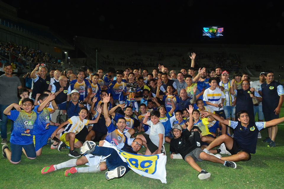 Colón se consagró campeón del Torneo de Verano