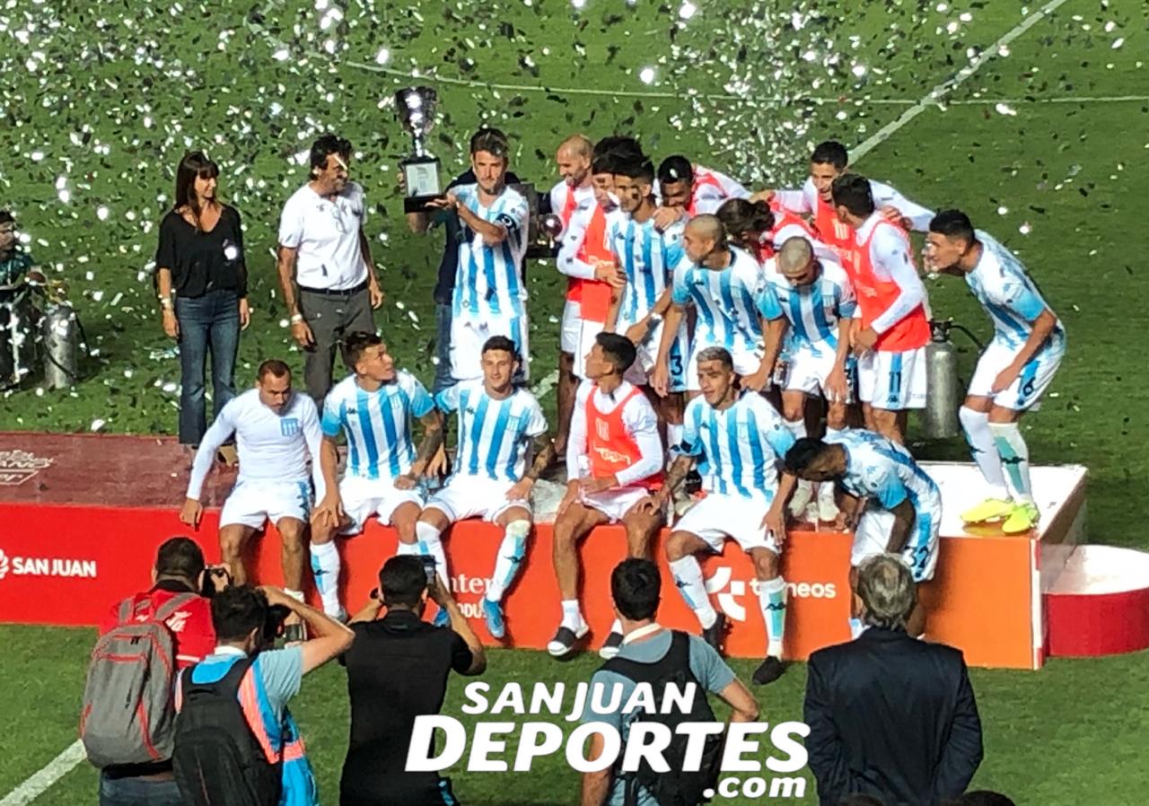 Racing venció por penales a Paranaense en un partidazo