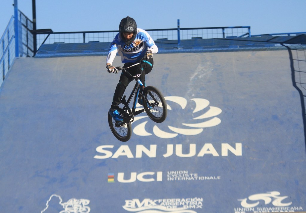 Con la presencia del «Chalo» Molina, lo mejor del BMX llega a la pista de Rawson