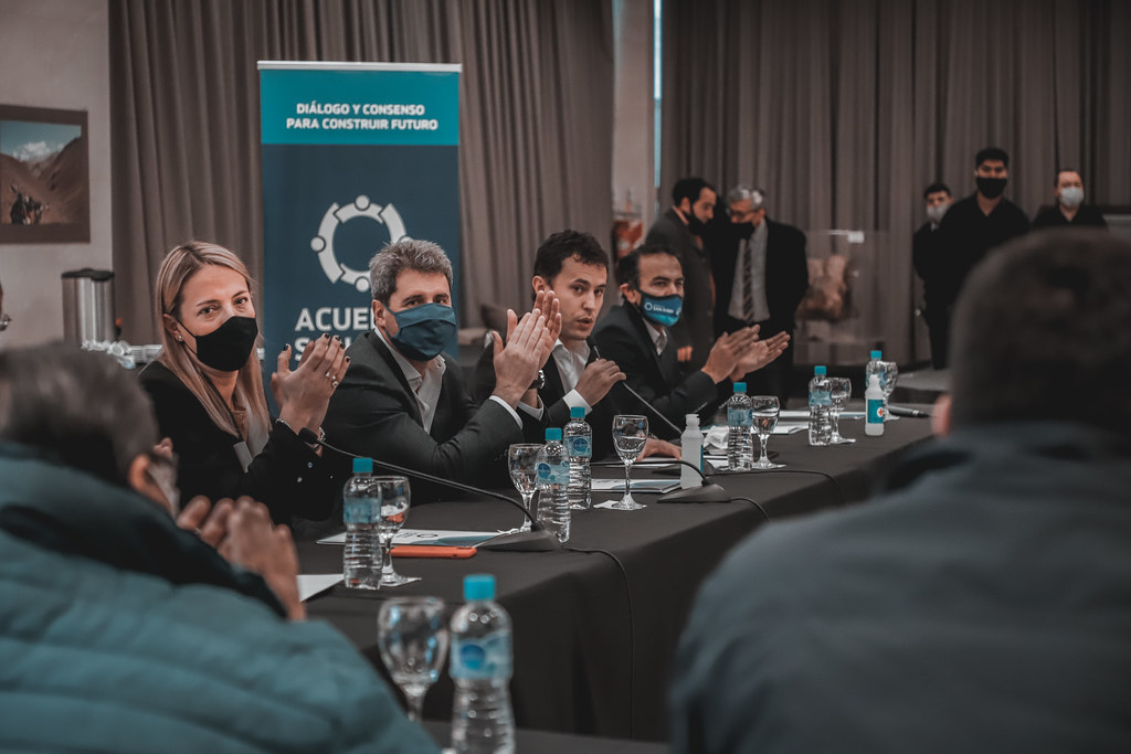 El gobernador destacó la importancia del deporte a nivel social