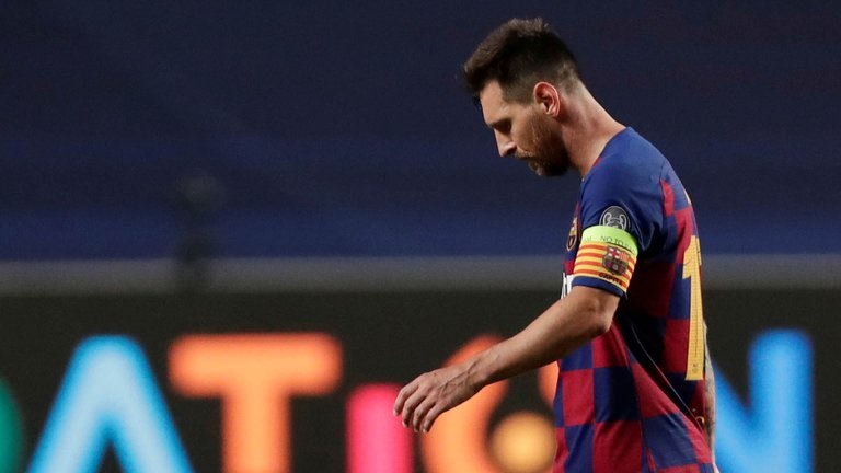 Messi le habría comunicado al Barcelona su deseo de irse del club