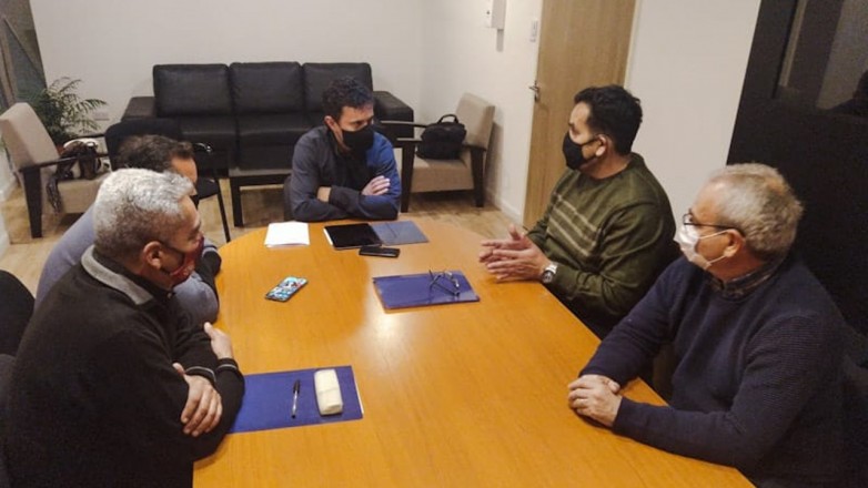 Reunión entre la Secretaría de Deportes y UVT Vóley