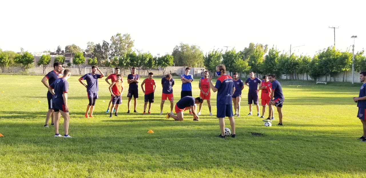 Reencuentro: Peñarol regresó a los entrenamientos presenciales