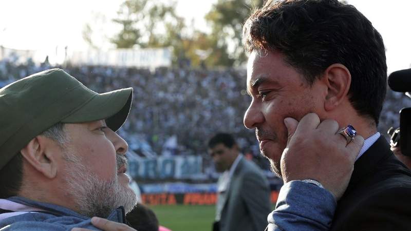 Maradona y Gallardo, aislados por ser contactos estrechos con positivos de Covid