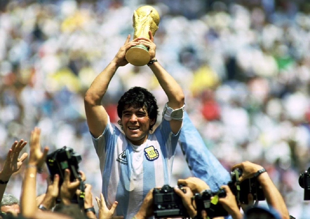 Sergio Uñac despidió a Maradona con un doloroso mensaje