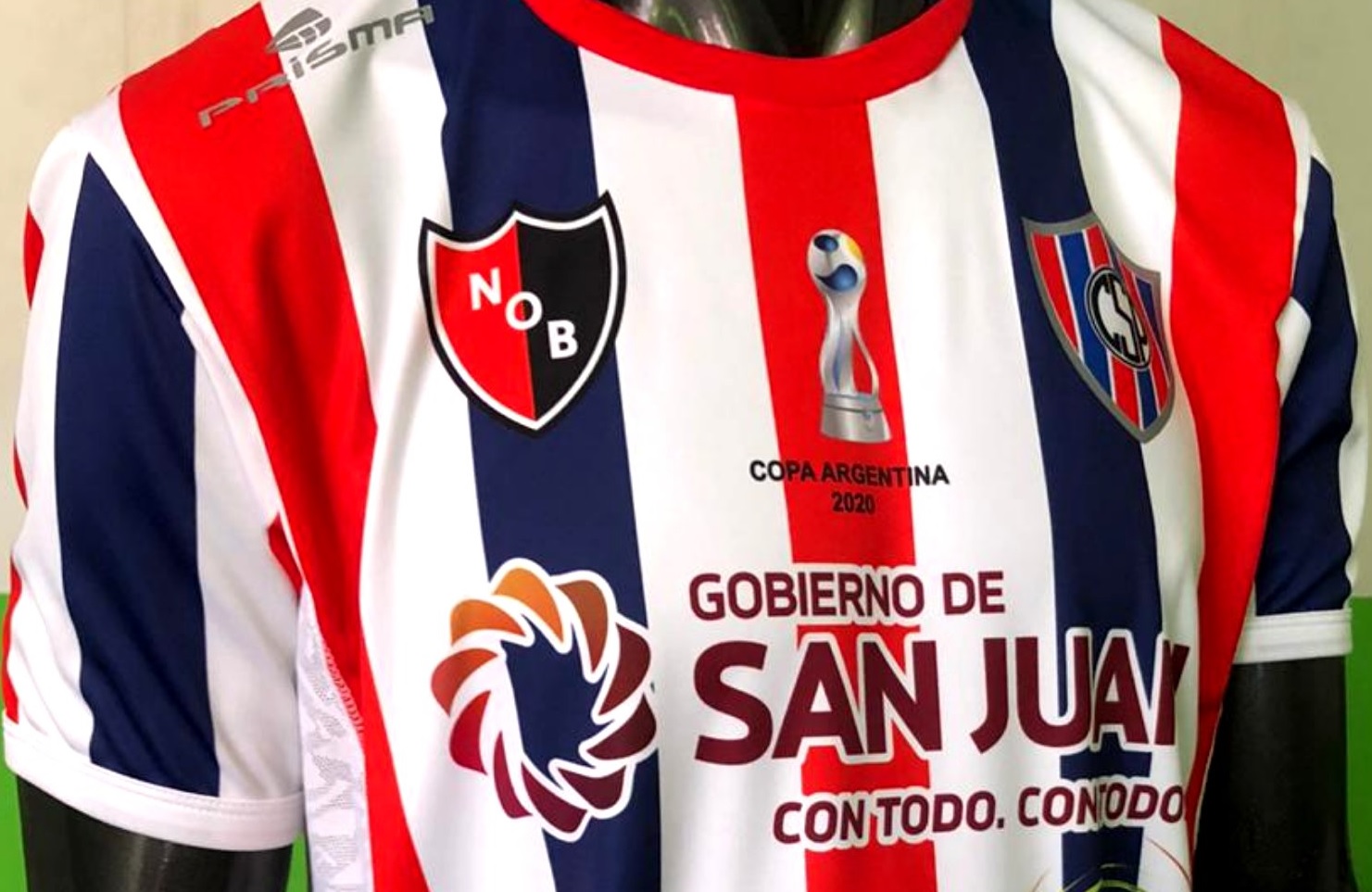 Peñarol tiene camiseta «especial» para enfrentar a Newells