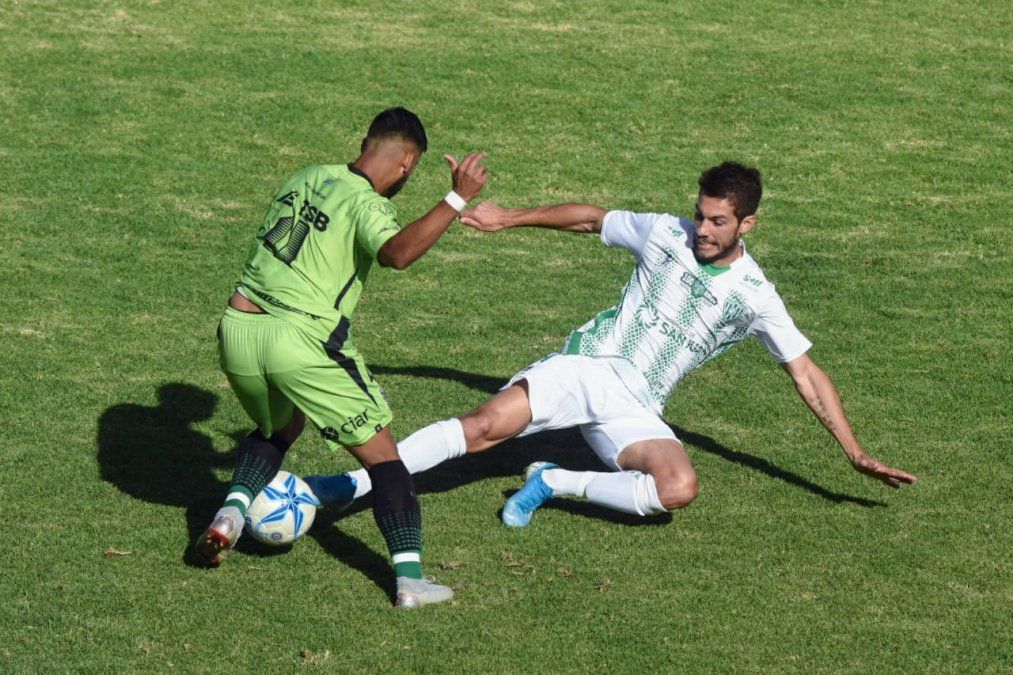 A Desamparados se le escapó el triunfo ante Cipolletti: fue empate 1 a 1