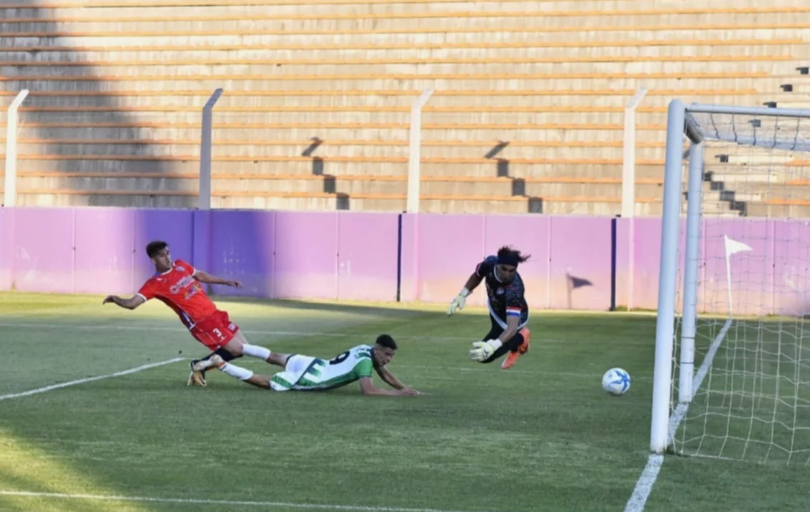 En el regreso del Federal A, Peñarol cayó ante Estudiantes en San Luis