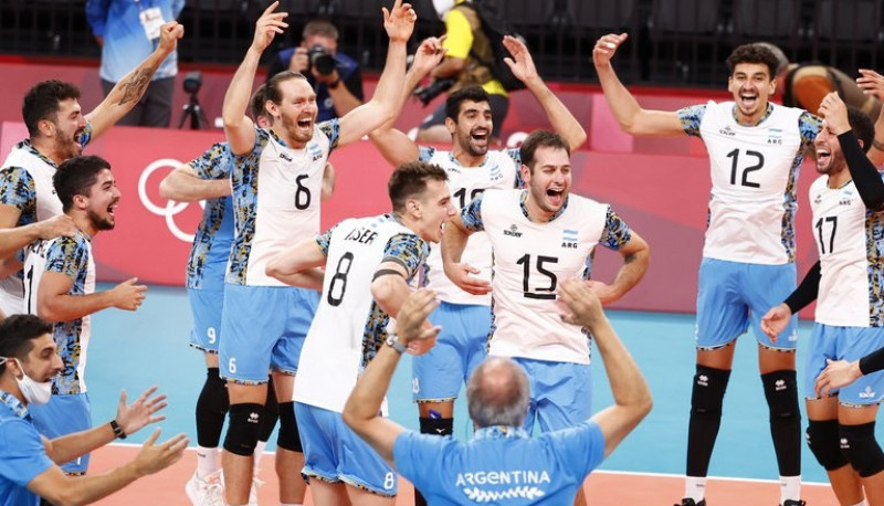 Con los sanjuaninos, Argentina derrotó a Italia y está en la semifinal de los JJ.OO