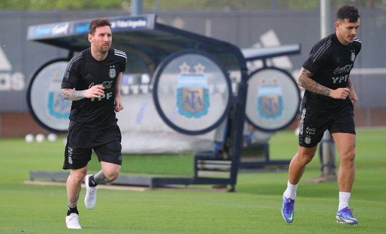 Messi podría ser suplente ante Uruguay: ¿Se cuida para jugar contra Brasil?