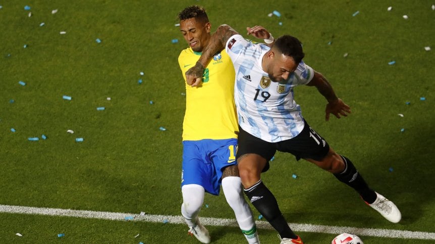 El diálogo del VAR en el codazo de Nicolás Otamendi y la decisión de Conmebol