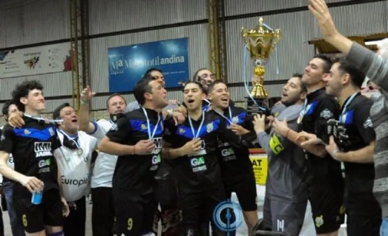 La Superiora recibe el Campeonato Argentino Senior