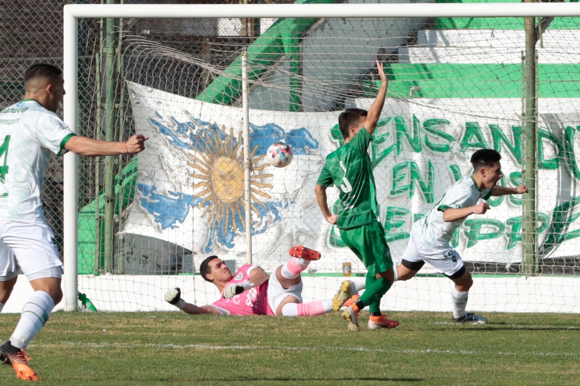 Desamparados cayó ante Ferro en La Pampa