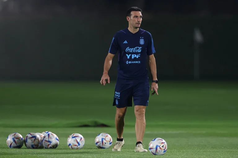Conferencia de Scaloni y Dibu Martínez y último entrenamiento en Qatar, así será el día previo a la Final de la Selección Argentina