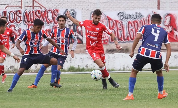 Peñarol cayó de visitante ante Huracán Las Heras