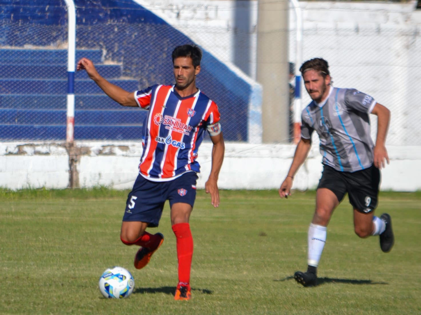 Peñarol empató ante Ciudad Bolívar y se hunde en el fondo de la tabla