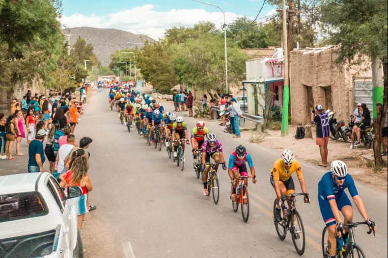 Ciclista sanjuanino murió al descompensarse en una carrera en San Martín