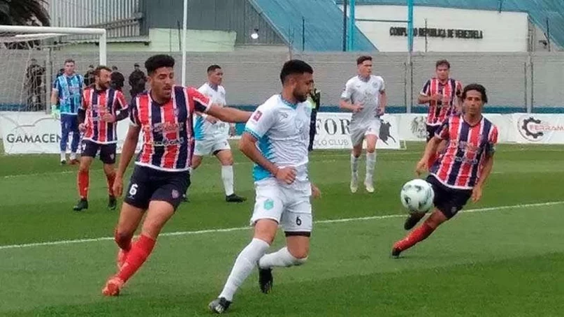 Peñarol continúa sin ganar y cada vez está más complicado