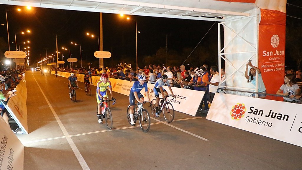 Este lunes el Grand Prix recorre 11 departamentos