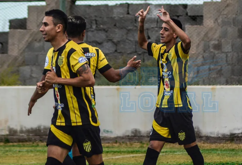 Regional Amateur: Atenas y Mineros sacaron ventajas en el partido de ida