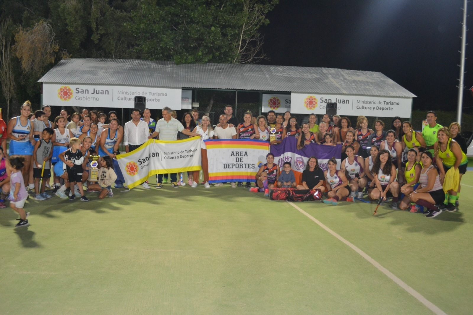 Richet y Las Patas campeones de la primera edición del Torneo Solidario de Hockey Césped