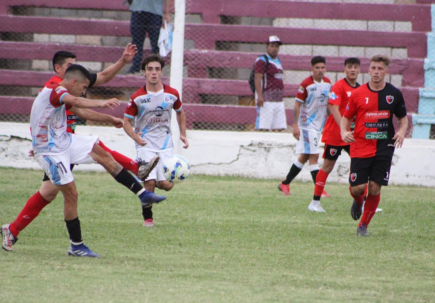 El domingo se jugarán los partidos de vuelta del Regional Amateur